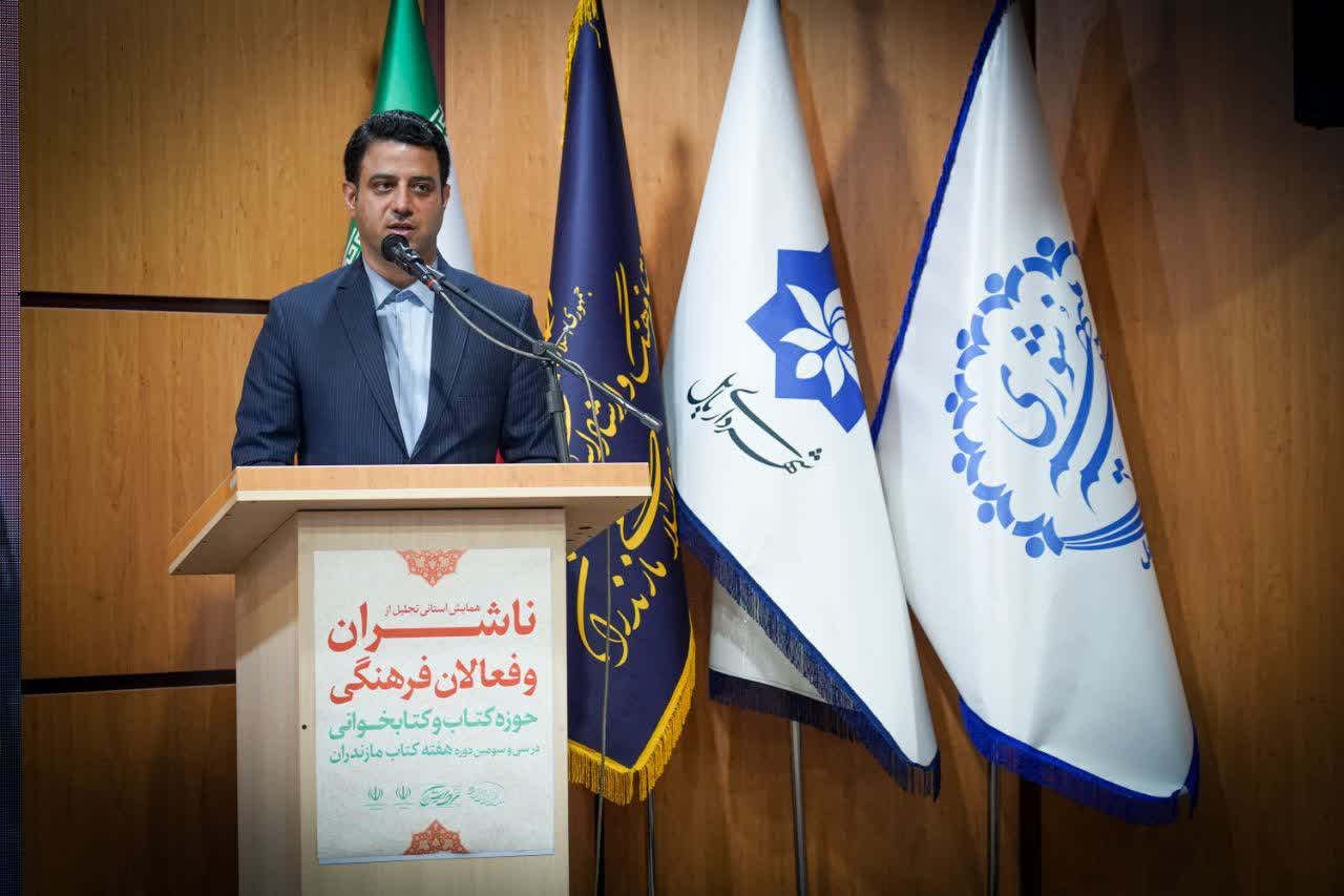 ناشران انتقال دهنده تمدن غنی کشور هستند